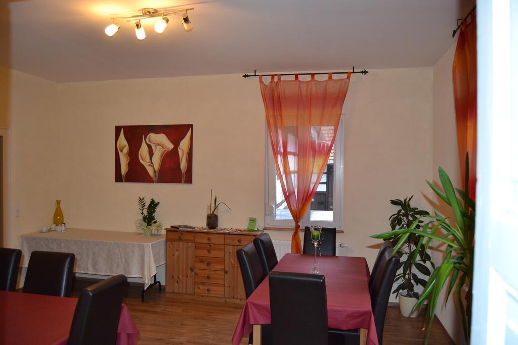 Jakobshof Freckenfeld Luaran gambar